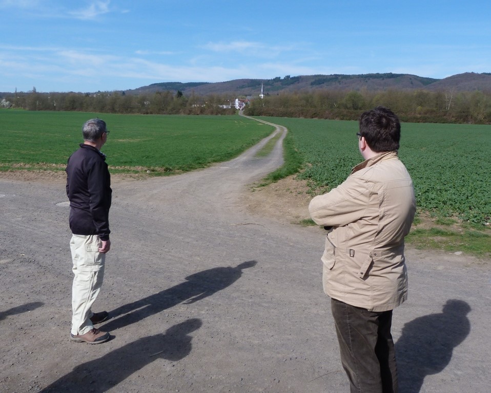 Feldweg bei Heimbach-Weis