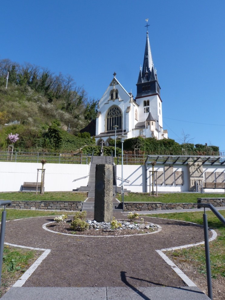 katholische Kirche St. Walburgis Leubsdorf