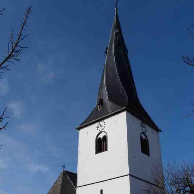 katholische Kirche St. Margareta Heimbach-Weis