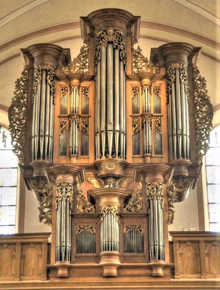 katholische Kirche St. Laurentius: Orgel